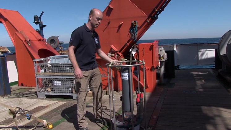 Still large research into material cycles off the coast of namibia